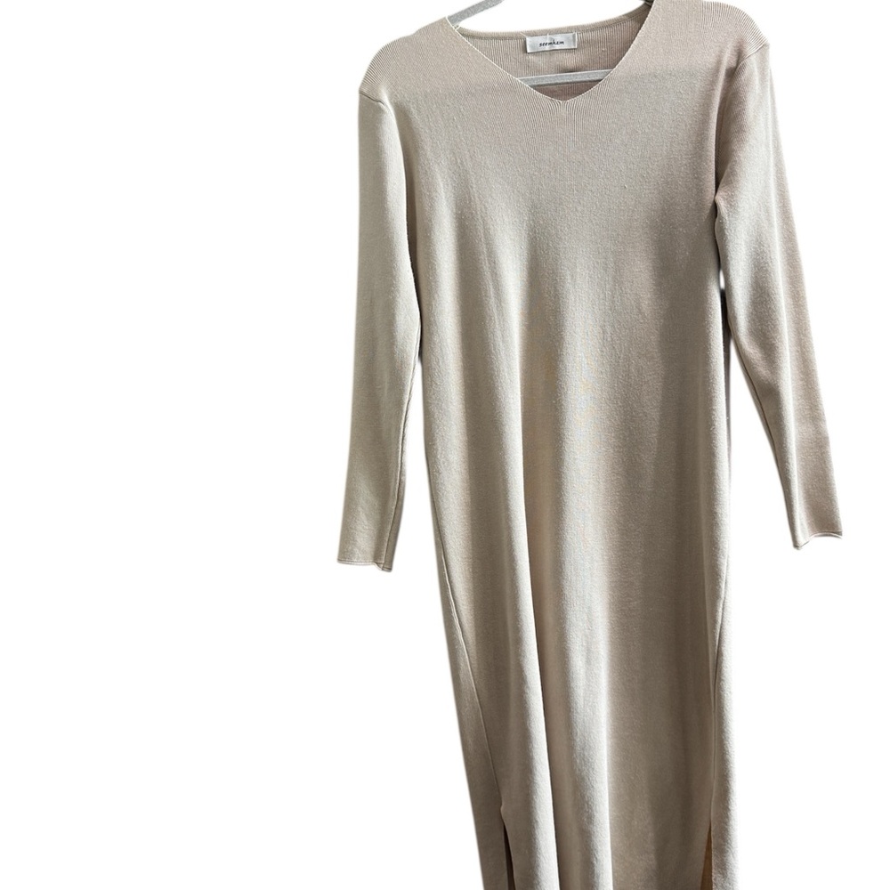 Tan Sheath Dress with V-Neck and 3/4 Sleeves
